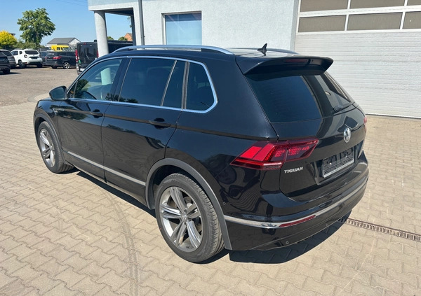 Volkswagen Tiguan cena 64900 przebieg: 122000, rok produkcji 2019 z Leszno małe 254